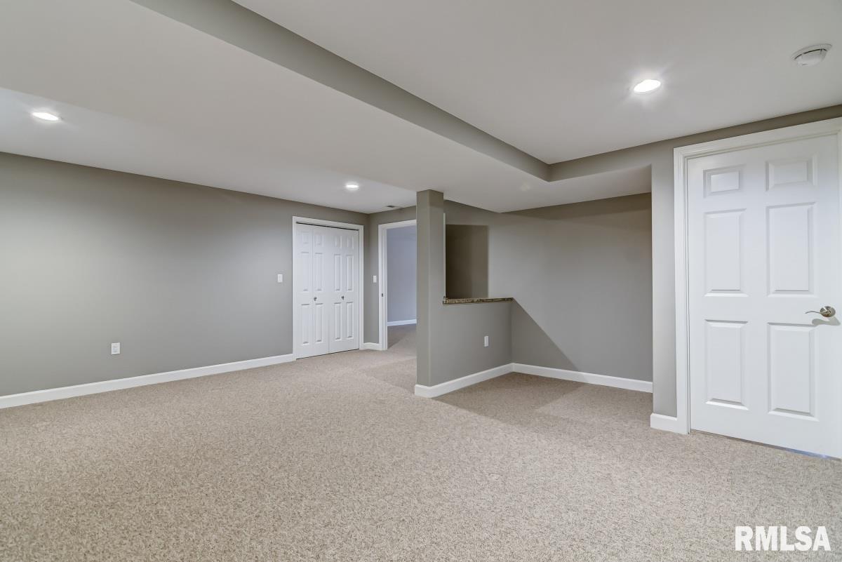 24625 Brookwood Hills Road Athens, IL 62613 - Photo 39 of 49 Gallery Image 39
