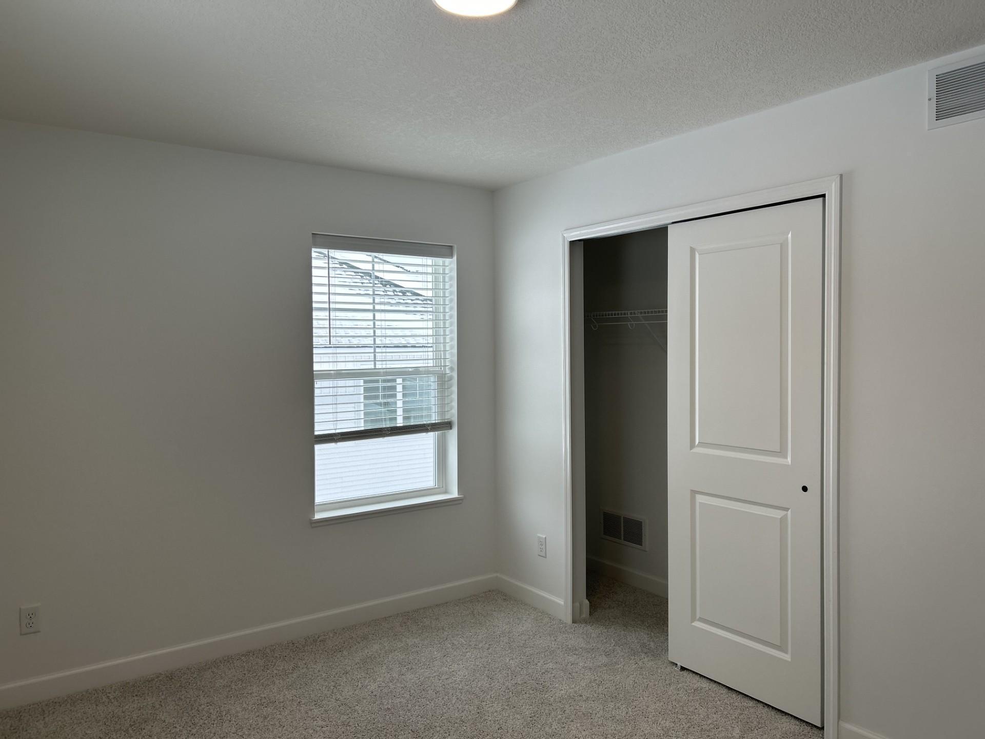 5413 Queens Drive Northwest Rochester, MN 55901 - Photo 9 of 35