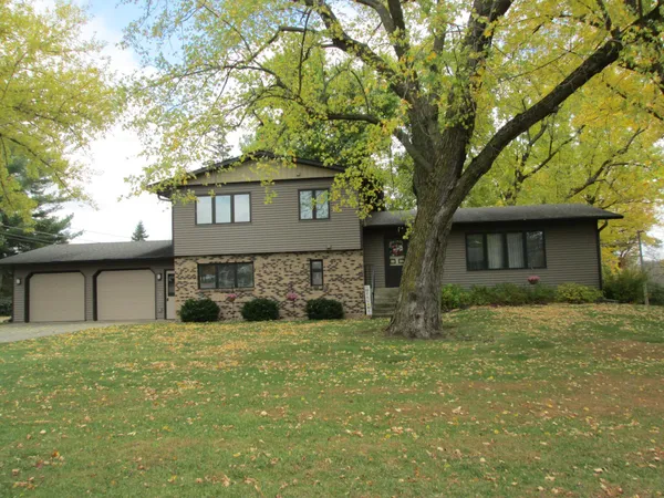 $325,000 | 203 Trondheim Road, Kenyon, MN 55946