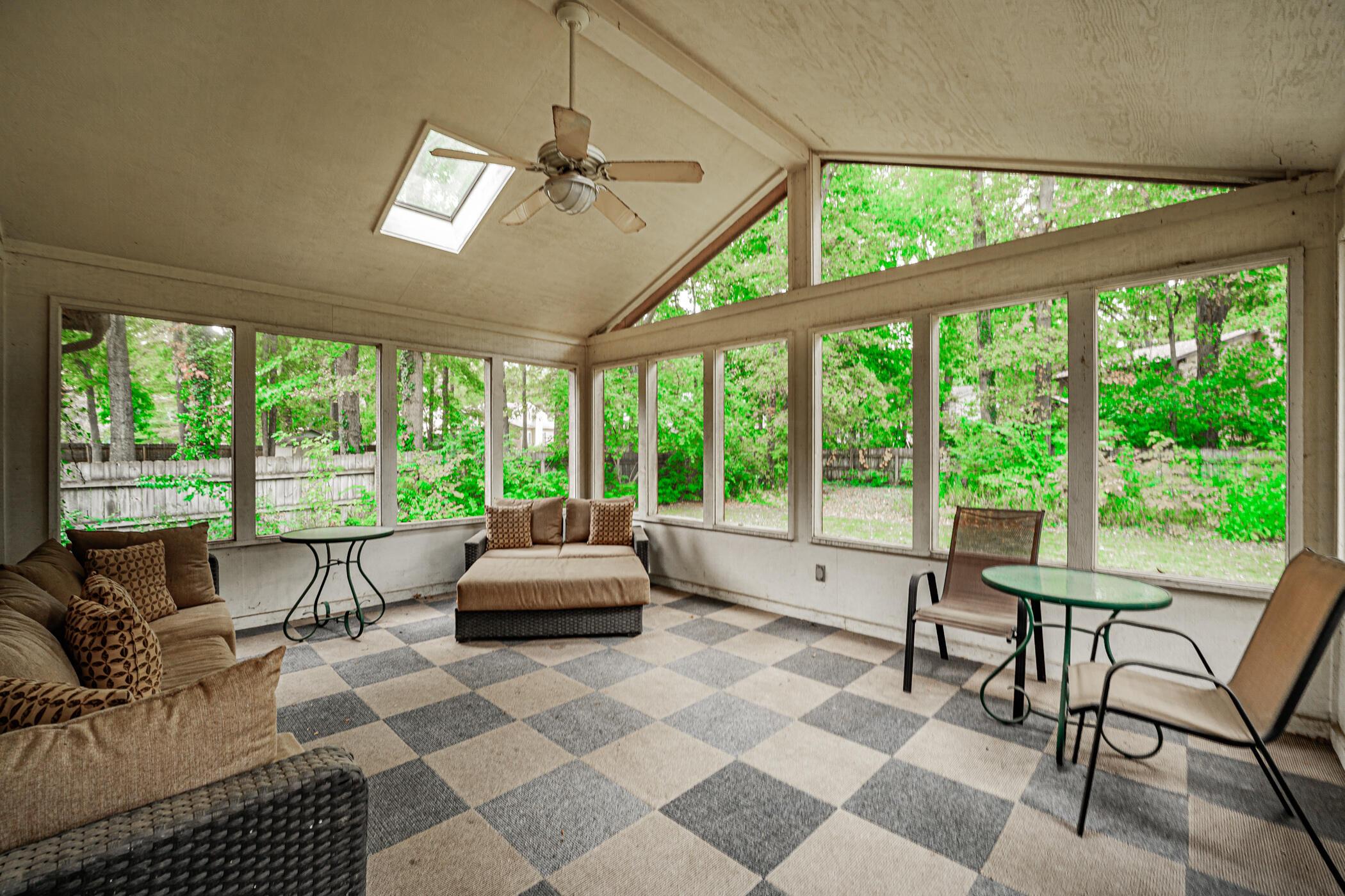 620 Cherrington Road Westerville, OH 43081 - Photo 43 of 52 620 Cherrington Rd Westerville 021