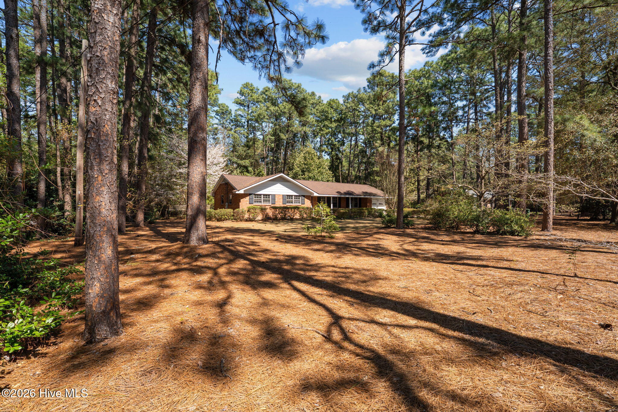 188 Thorne Road Pinehurst, NC 28374 - Photo 28 of 45 Front of House
