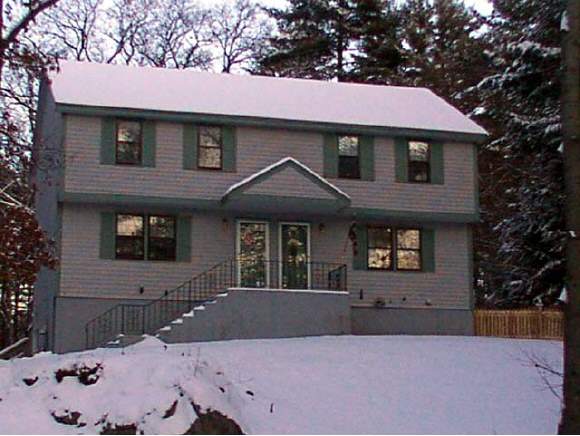 34 R Windham Road, Unit 34 Derry, NH 03038 - Photo 1 of 5