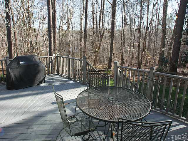8812 North View Court Raleigh, NC 27613 - Photo 16 of 20 Patio/Deck