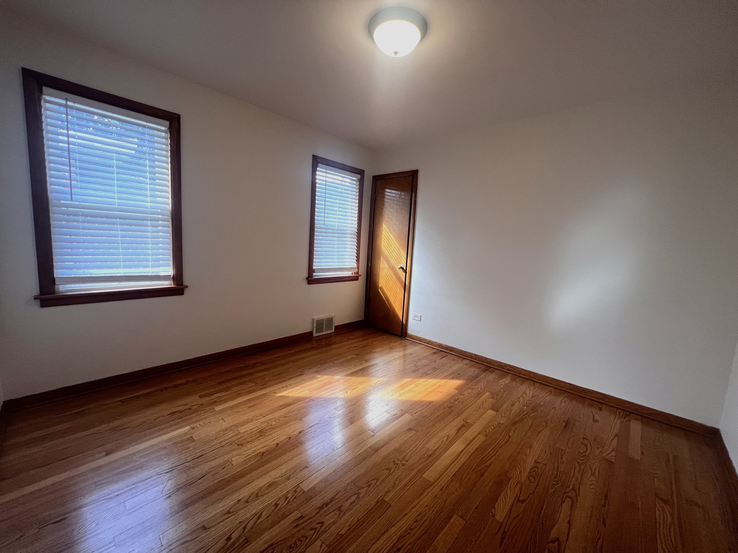 1741 Evergreen Road Homewood, IL 60430 - Photo 9 of 18