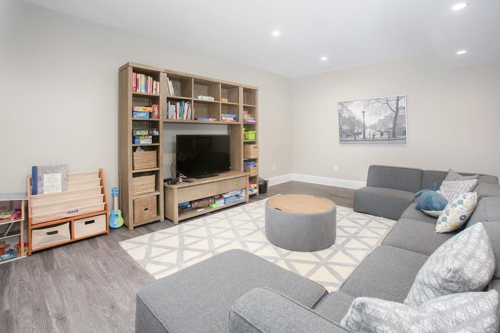 8 Beresford Road Brookline, MA 02467 - Photo 11 of 14