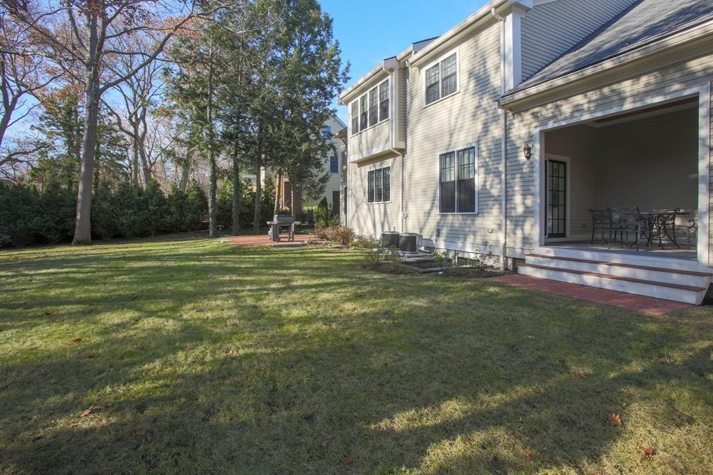 8 Beresford Road Brookline, MA 02467 - Photo 12 of 14