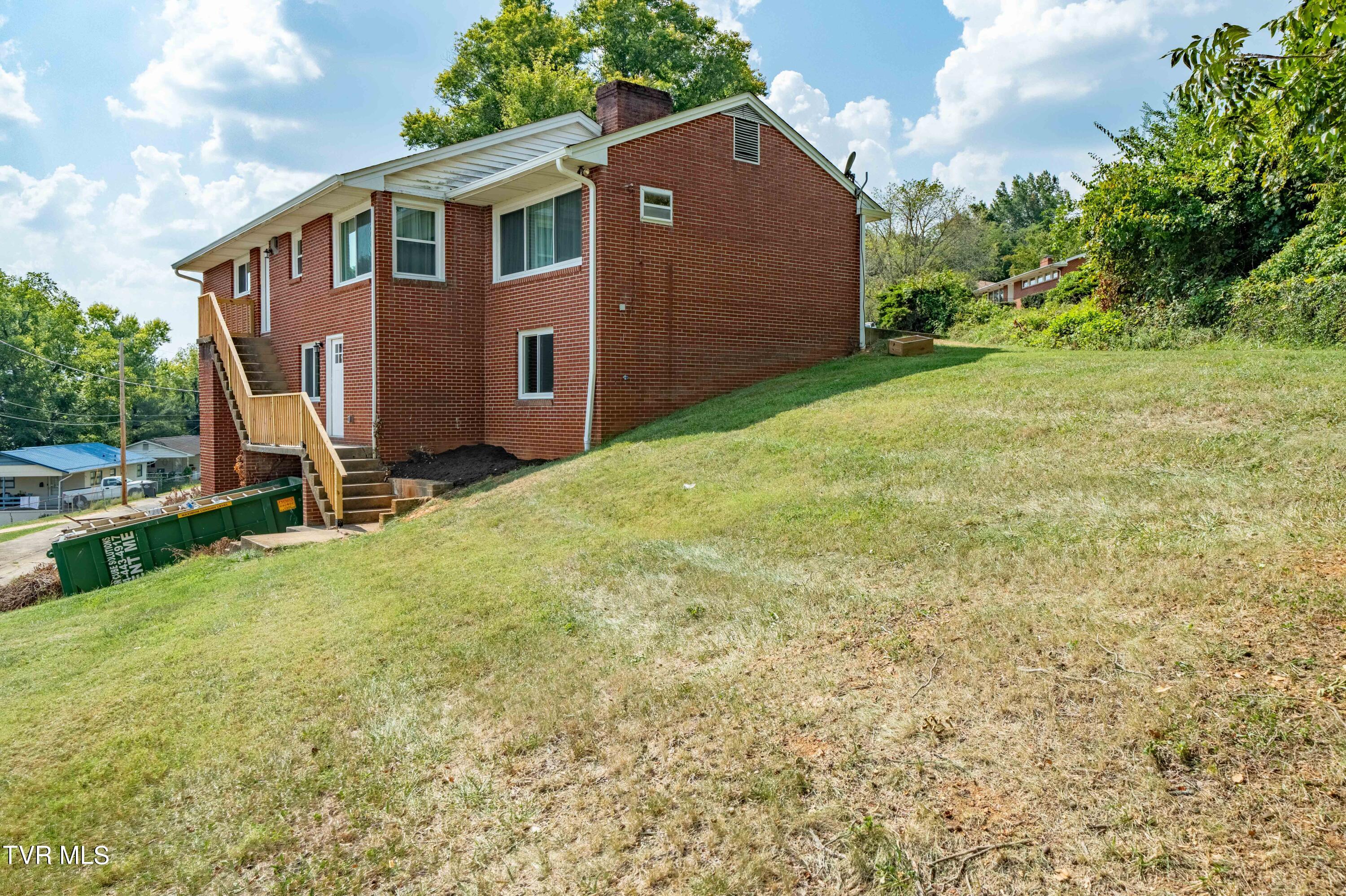 529 Bays View Road Kingsport, TN 37660 - Photo 13 of 52 529 Bays View Rd (12 of 52)