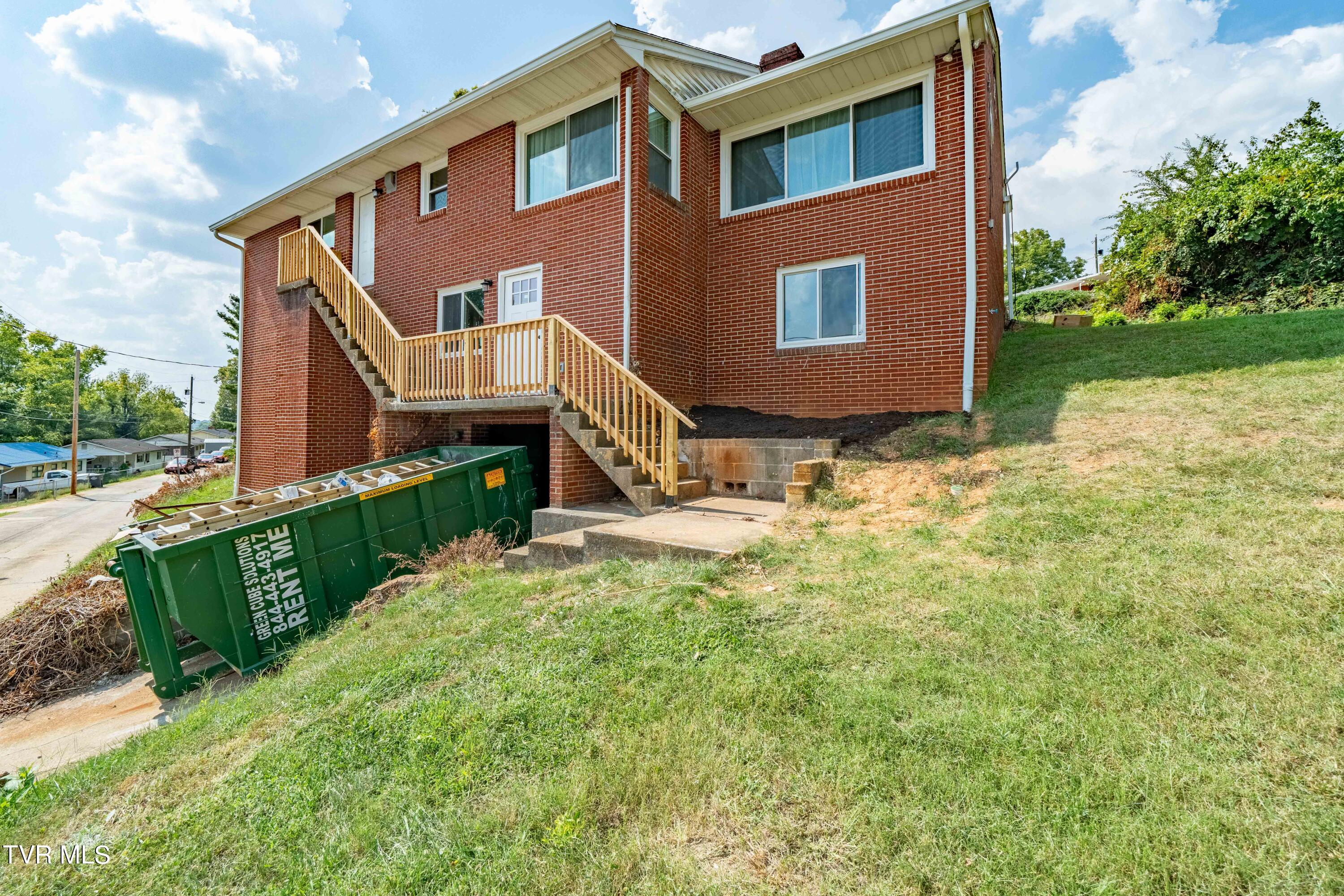 529 Bays View Road Kingsport, TN 37660 - Photo 14 of 52 529 Bays View Rd (13 of 52)