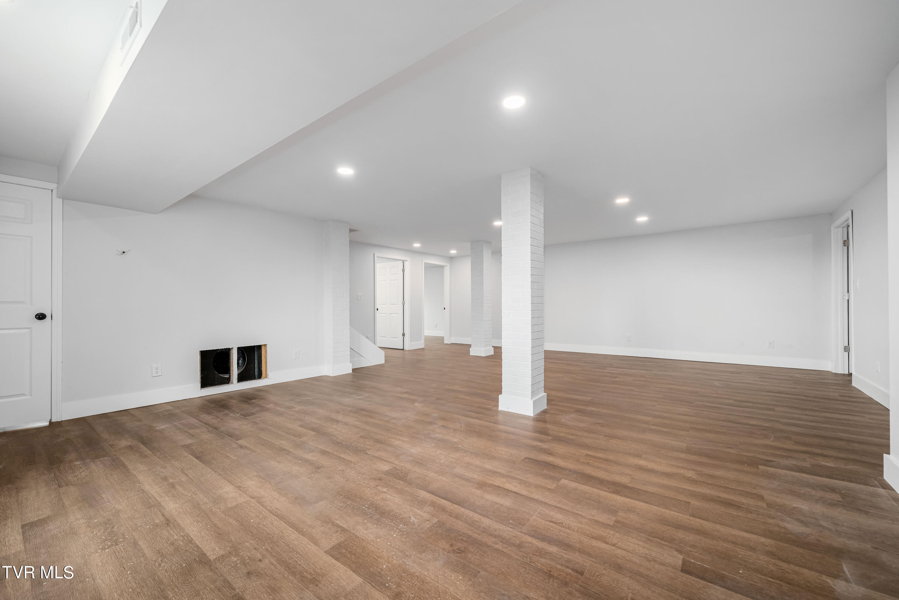 529 Bays View Road Kingsport, TN 37660 - Photo 43 of 52 529 Bays View Rd (42 of 52)
