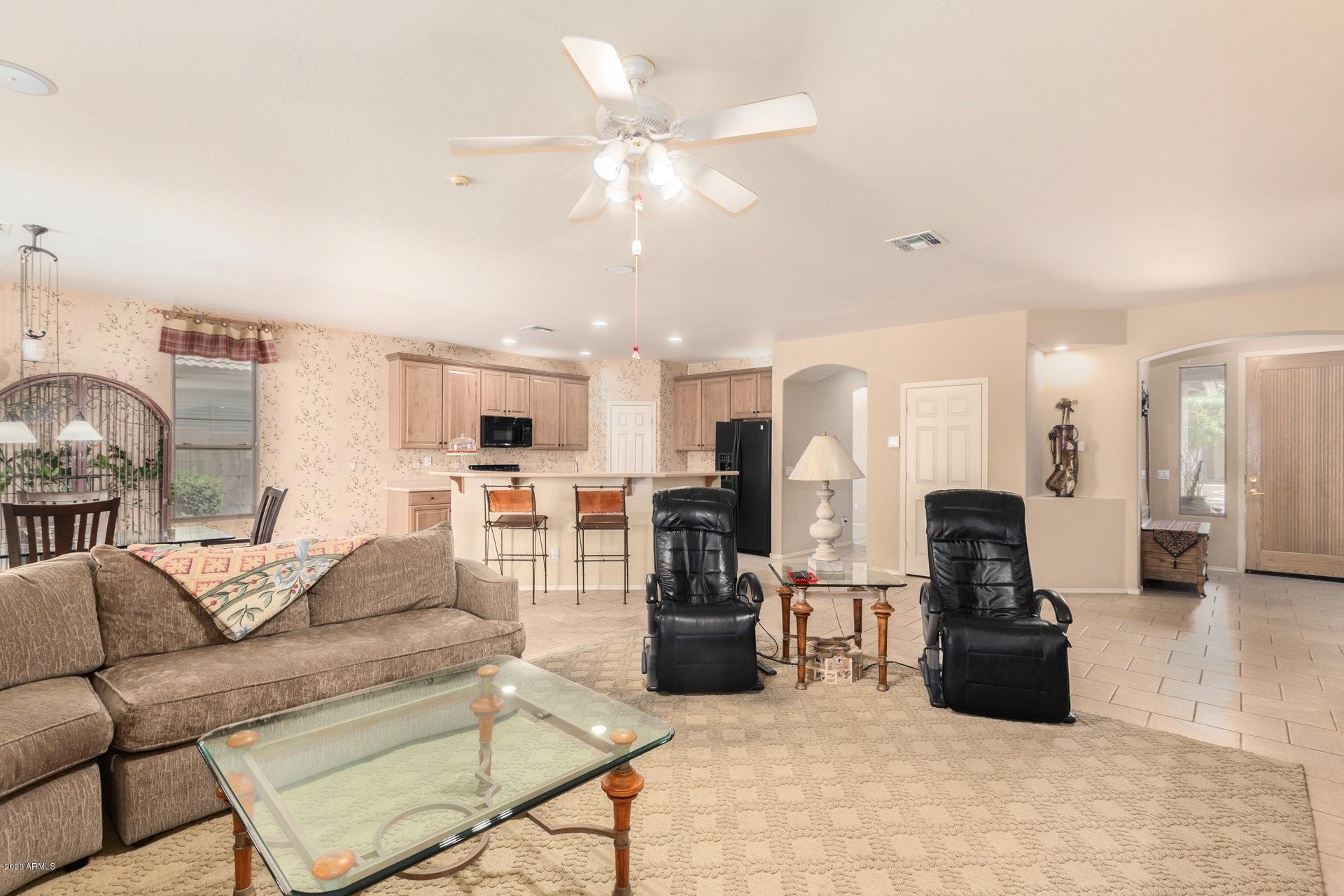 2526 West Apollo Road Phoenix, AZ 85041 - Photo 8 of 25 0010-Apollo (7)