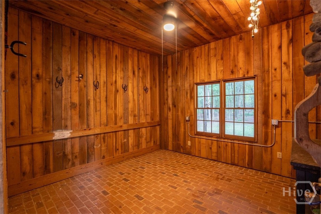 5109 Tallassee Road Athens, GA 30607 - Photo 17 of 61