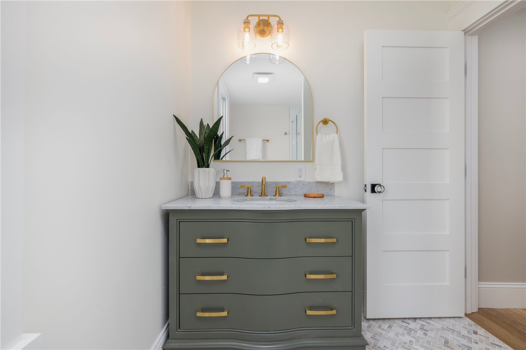216 Spring Street Newport, RI 02840 - Photo 22 of 50 first floor bedroom ensuite bath