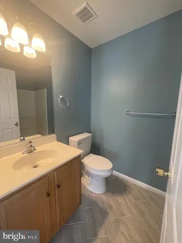 $2,395 | 19 Sir Thomas Lane, Newark, DE 19702