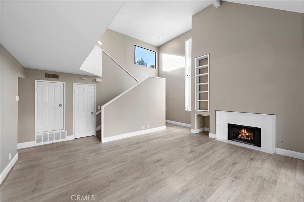 8 Rocky Glen Irvine, CA 92603 - Photo 3 of 29