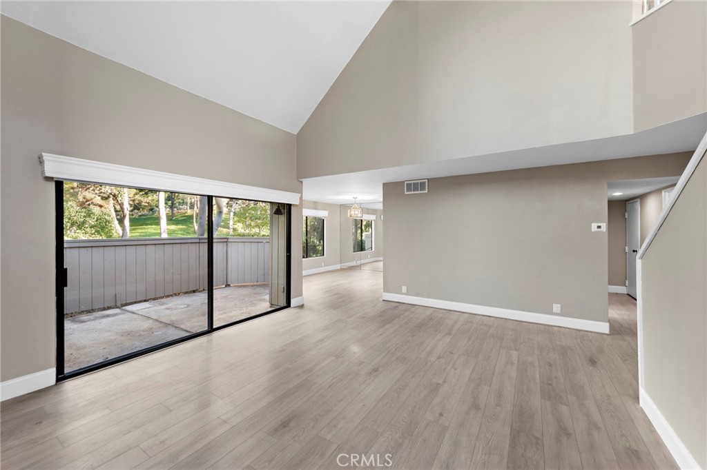 8 Rocky Glen Irvine, CA 92603 - Photo 4 of 29