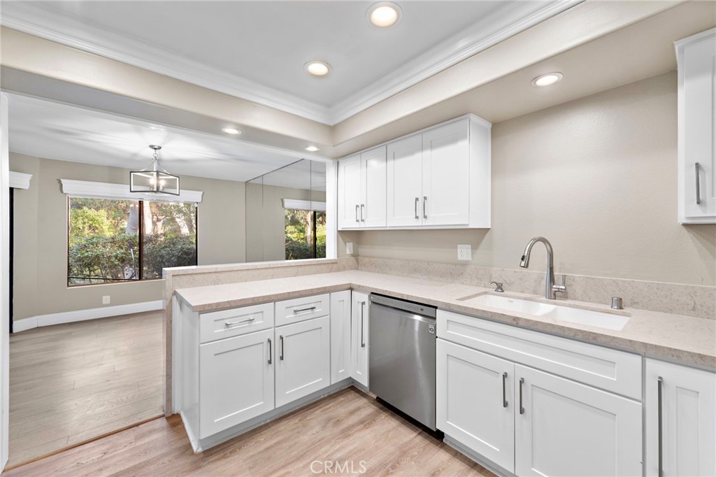 8 Rocky Glen Irvine, CA 92603 - Photo 10 of 29