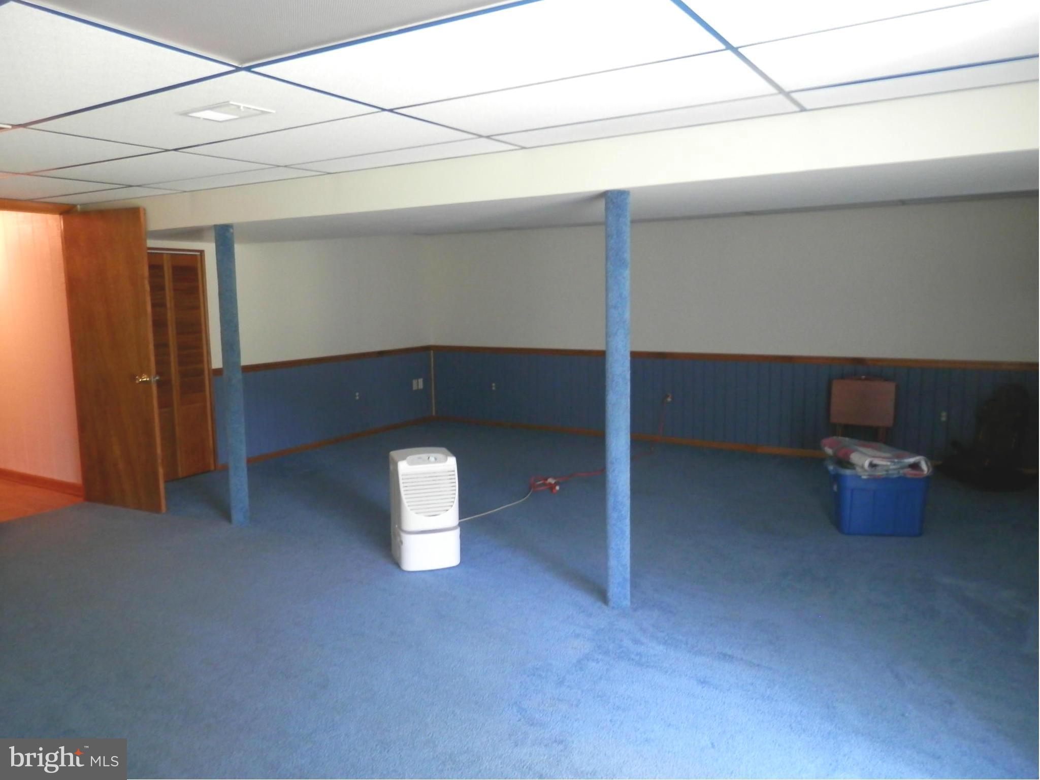 4673 Babylon Road Taneytown, MD 21787 - Photo 14 of 17 Family Room w walk out slider