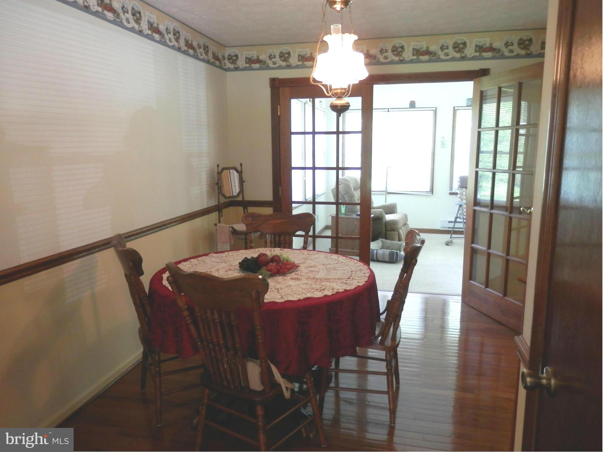 4673 Babylon Road Taneytown, MD 21787 - Photo 3 of 17 Dining Room w wood floors