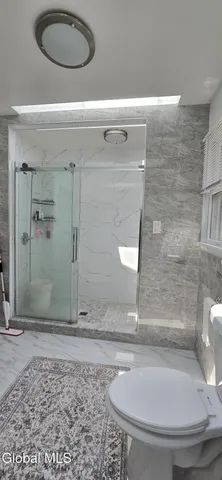 $449,900 | 16 Warwick Way, Niskayuna, NY 12309