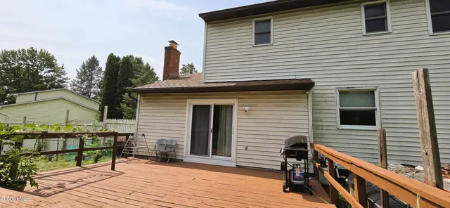 $449,900 | 16 Warwick Way, Niskayuna, NY 12309