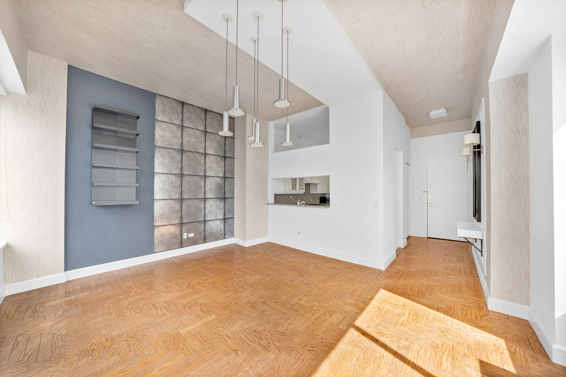 200 Riverside Boulevard, Unit 16E Manhattan, NY 10069 - Photo 4 of 9