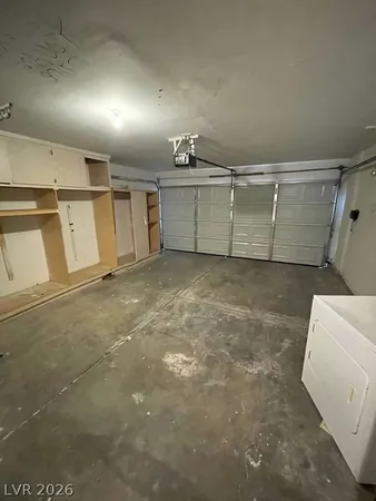 $1,725 | 8829 Cornwall Glen Avenue, Las Vegas, NV 89129
