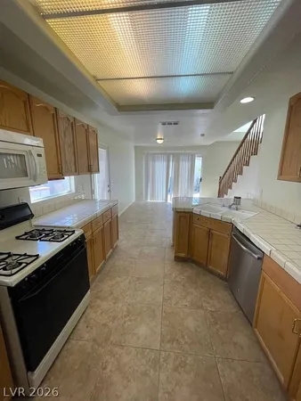 $1,725 | 8829 Cornwall Glen Avenue, Las Vegas, NV 89129