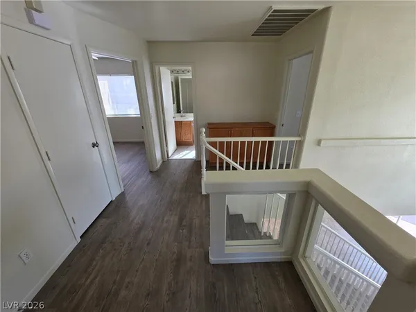 $1,725 | 8829 Cornwall Glen Avenue, Las Vegas, NV 89129