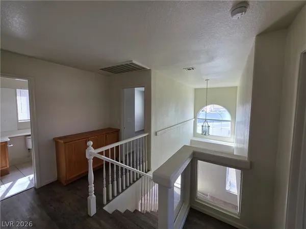 $1,725 | 8829 Cornwall Glen Avenue, Las Vegas, NV 89129