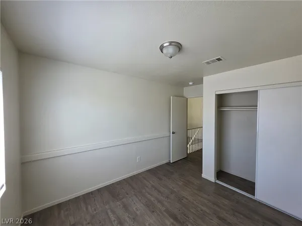 $1,725 | 8829 Cornwall Glen Avenue, Las Vegas, NV 89129