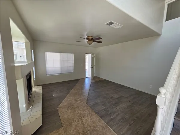 $1,725 | 8829 Cornwall Glen Avenue, Las Vegas, NV 89129