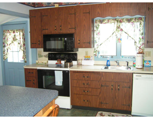 59 Dobson Road Braintree, MA 02184 - Photo 5 of 11 Gallery Image 5