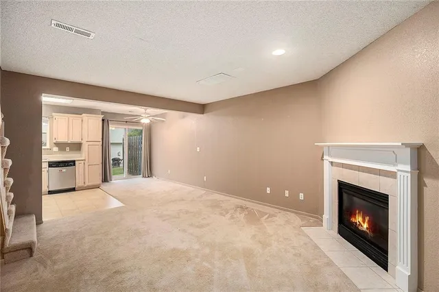 $199,900 | 1412 Southeast Lexington Avenue, Lee's Summit, MO 64081