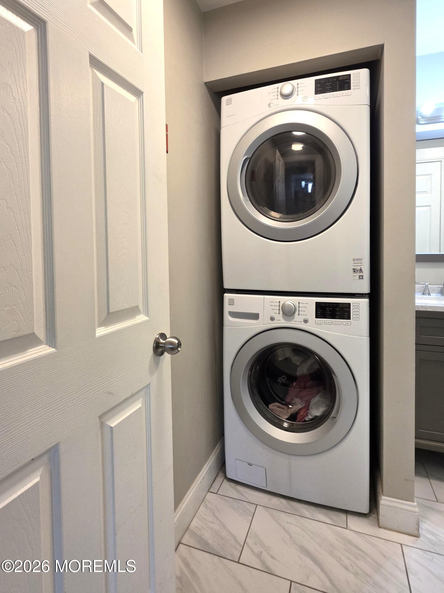 231 Atlantic Street, Unit 30 Keyport, NJ 07735 - Photo 12 of 30 12 laundry