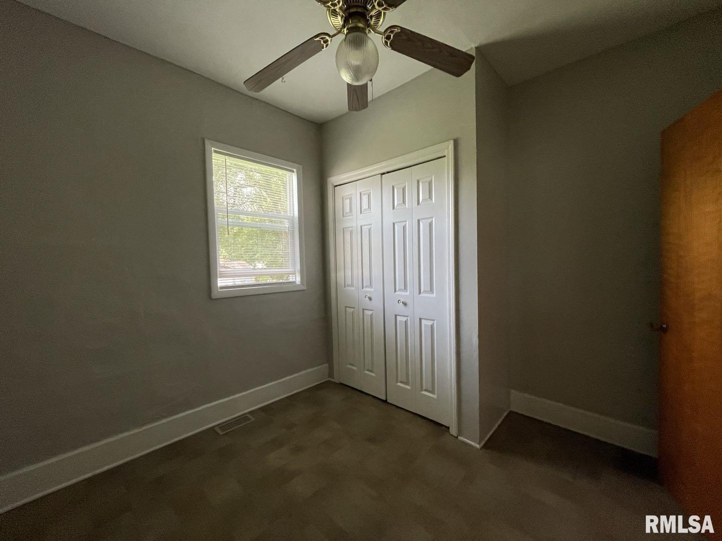 2014 North 17th Street Springfield, IL 62702 - Photo 11 of 12 Gallery Image 11