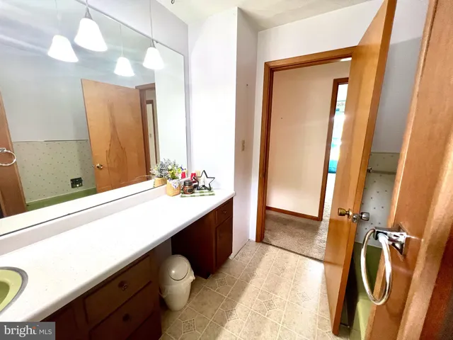 $224,000 | 256 Pne Crst Drive, McClure, PA 17841