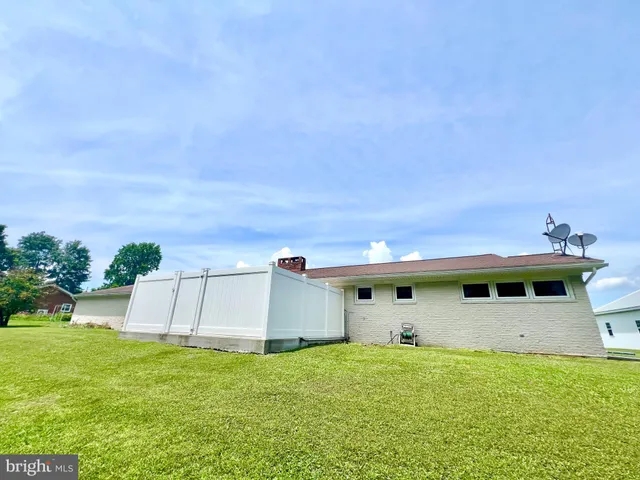 $224,000 | 256 Pne Crst Drive, McClure, PA 17841