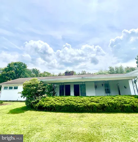 $224,000 | 256 Pne Crst Drive, McClure, PA 17841