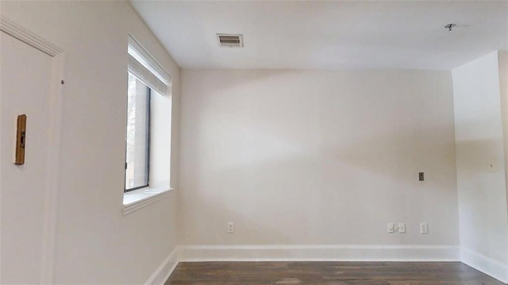 300 Johnson Ferry Road, Unit A206 Sandy Springs, GA 30328 - Photo 9 of 22 Gallery Image 9