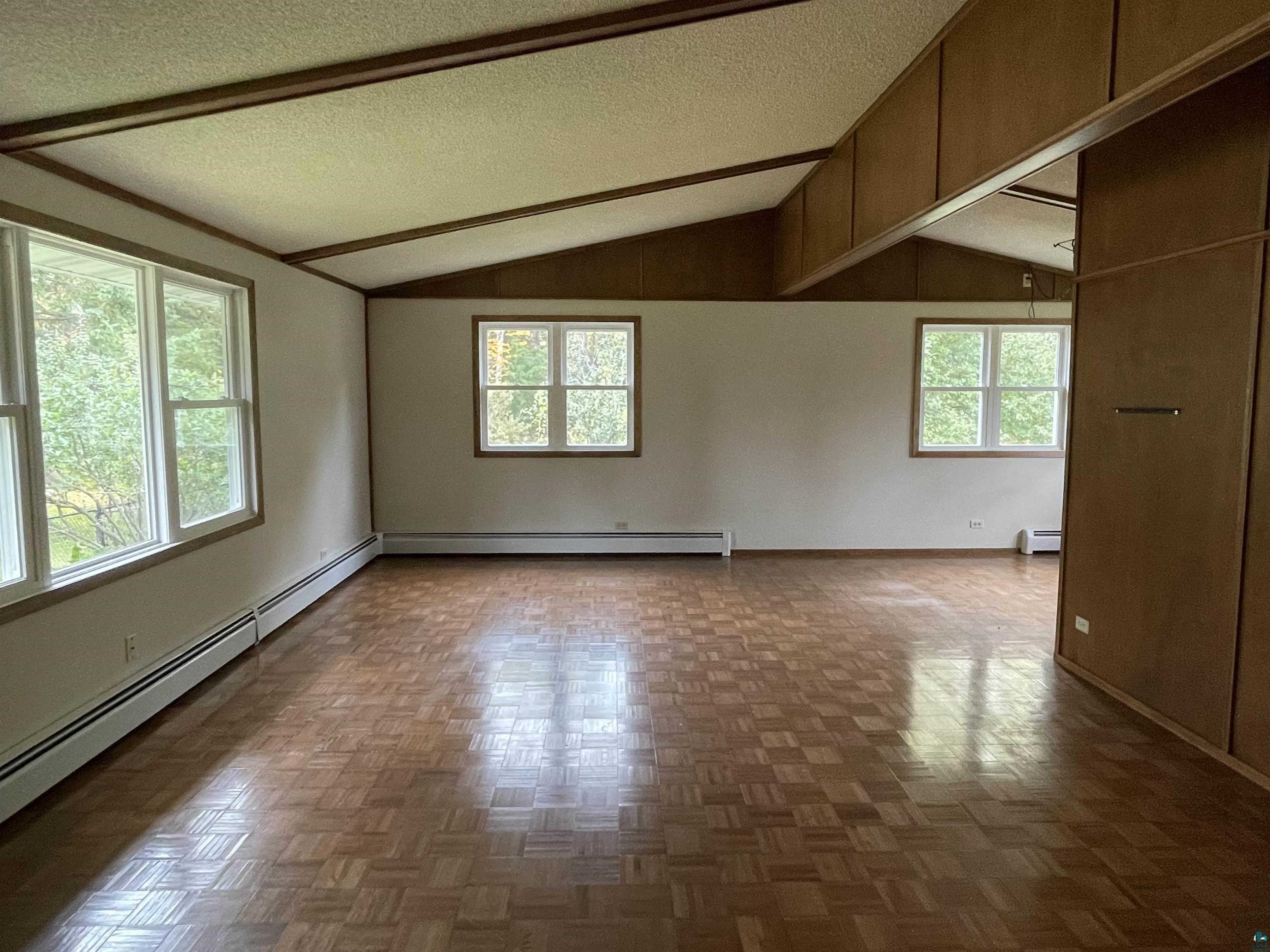 915 Maple Grove Road Duluth, MN 55811 - Photo 6 of 27 Gallery Image 6