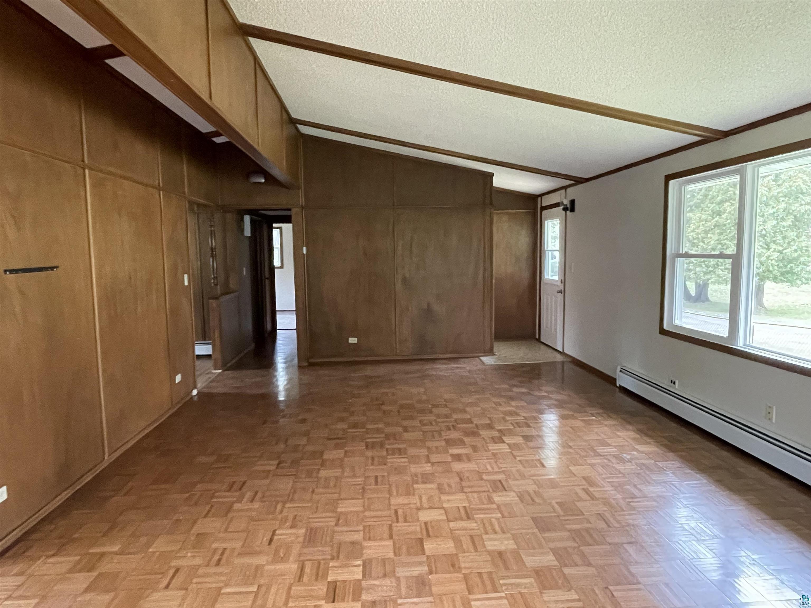 915 Maple Grove Road Duluth, MN 55811 - Photo 8 of 27 Gallery Image 8