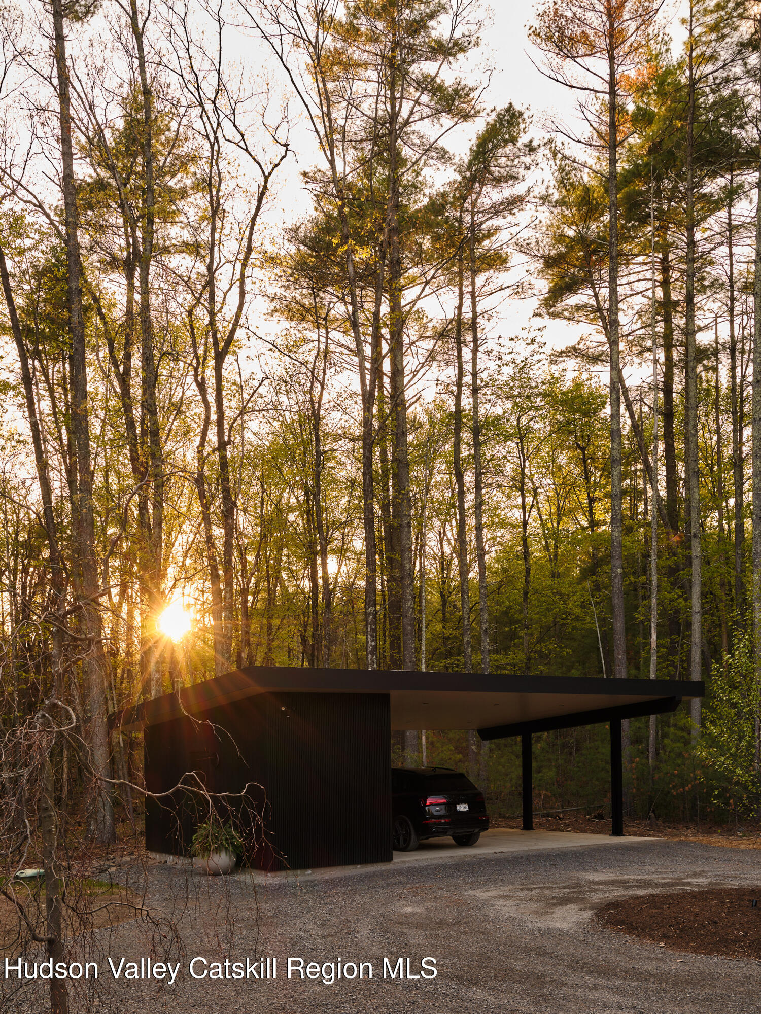 2 Stonecreek Road Woodstock, NY 12498 - Photo 30 of 32 5.27.26 Stonecreek_Exteriors_Social_17