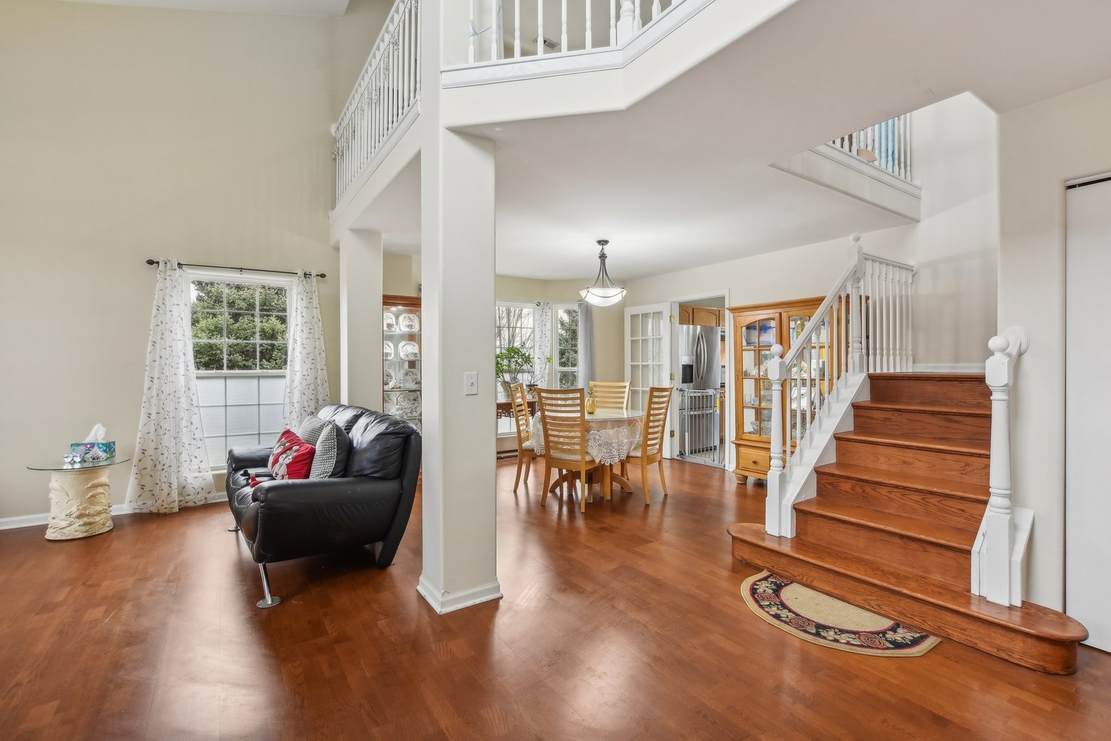 1608 Prairieview Boulevard Bolingbrook, IL 60490 - Photo 8 of 55 a living room with furniture and wooden floor