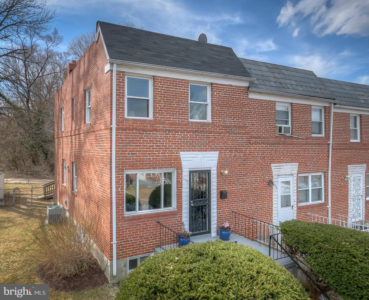 1018 Stamford Road Baltimore, MD 21229 - Photo 1 of 30 Exterior (Front)