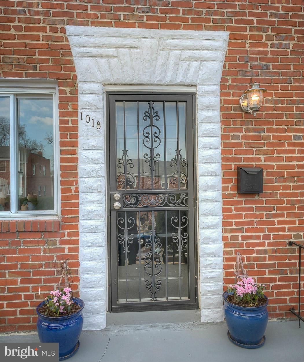1018 Stamford Road Baltimore, MD 21229 - Photo 2 of 30 Exterior (Front)