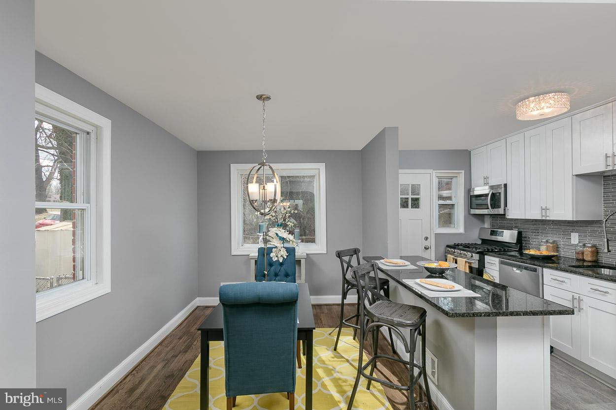 1018 Stamford Road Baltimore, MD 21229 - Photo 11 of 30 Dining Room