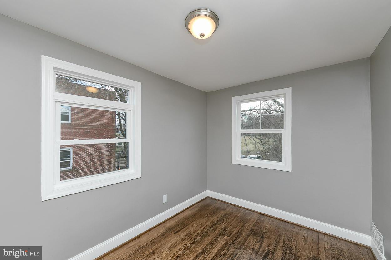 1018 Stamford Road Baltimore, MD 21229 - Photo 20 of 30 Bedroom
