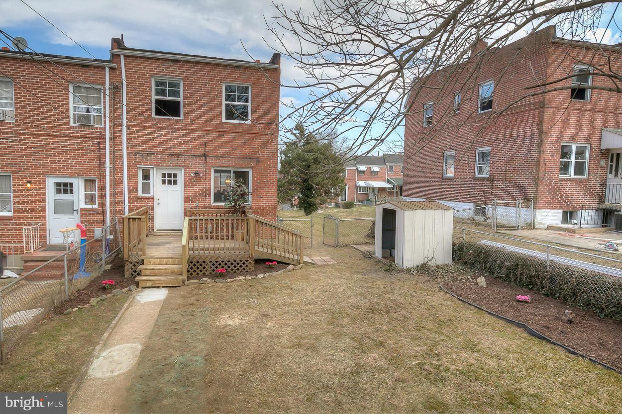 1018 Stamford Road Baltimore, MD 21229 - Photo 4 of 30 Exterior (Rear)