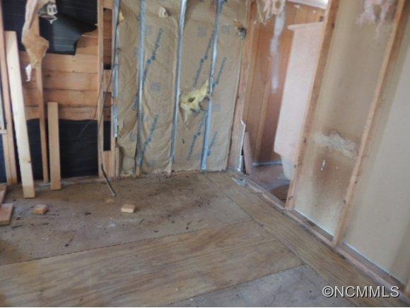 691 Whiteside Road Rutherfordton, NC 28139 - Photo 3 of 7