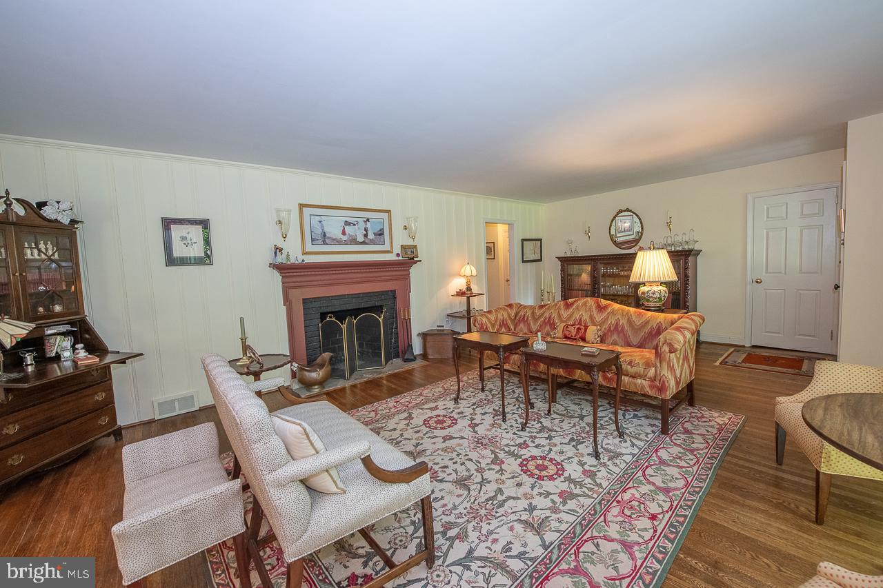 180 South Spring Mill Road Villanova, PA 19085 - Photo 8 of 26